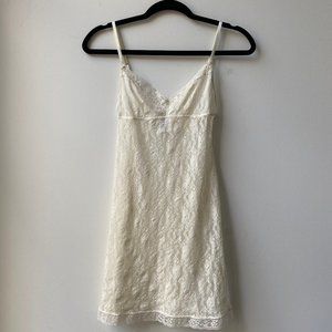 H&M - SHEER LACE LINGERIE SLIP